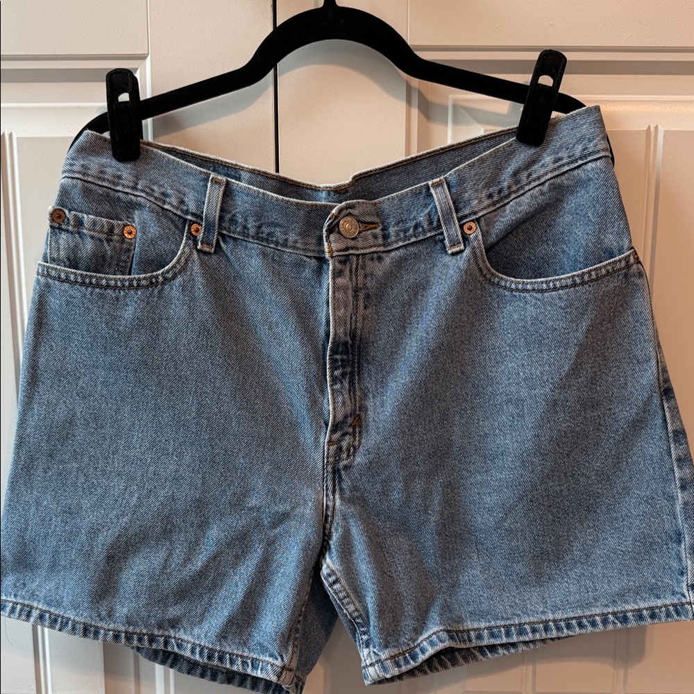 Vintage 2003 Levi's Light Blue Jean Shorts